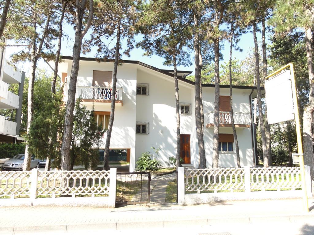 Villa Marilena Bibione Exteriör bild